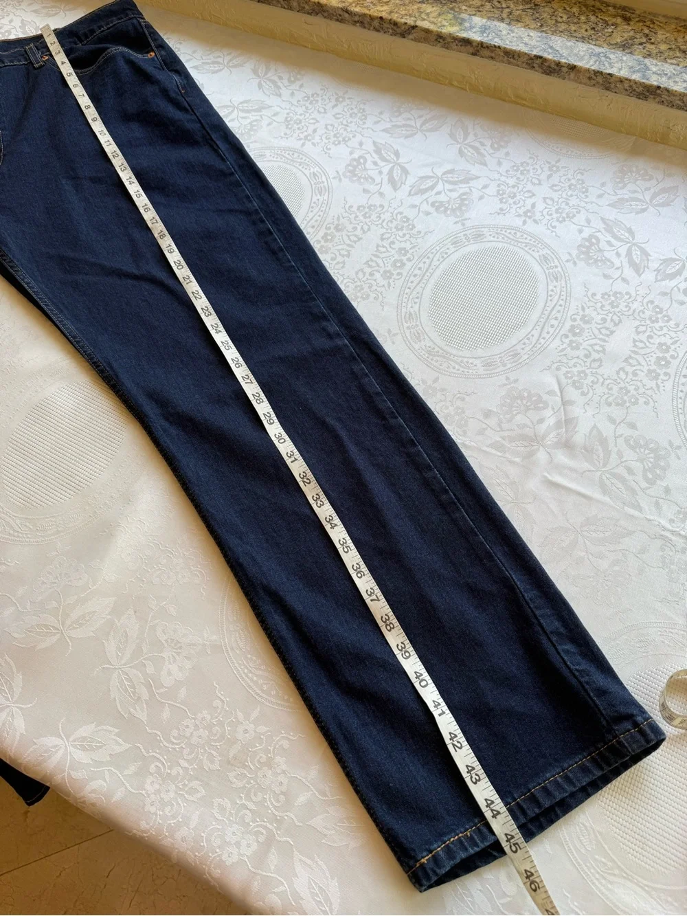 Levi’s Classic Denim 505 Men's Size W40/L32 Dark Blue Straight-Leg Jeans Pants